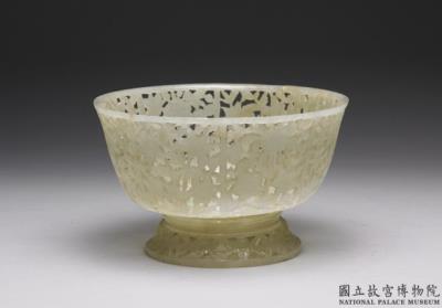 图片[2]-Jade round bowl in floral openwork, India-China Archive